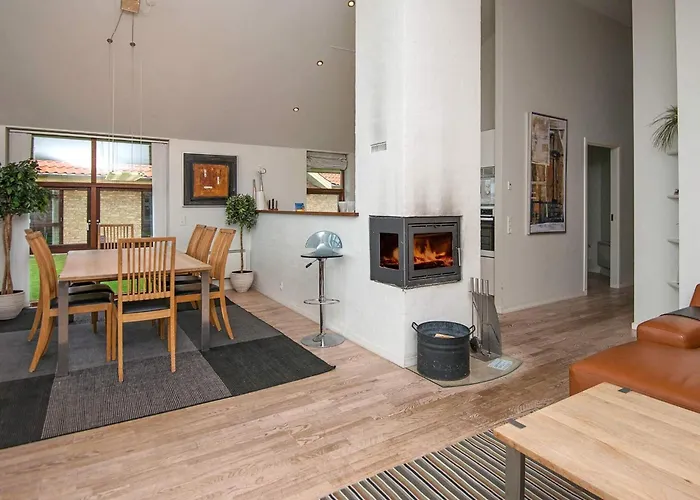 6 Person In Egernsund-by Traum *