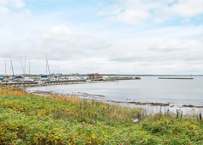 6 Person In Egernsund-by Traum *